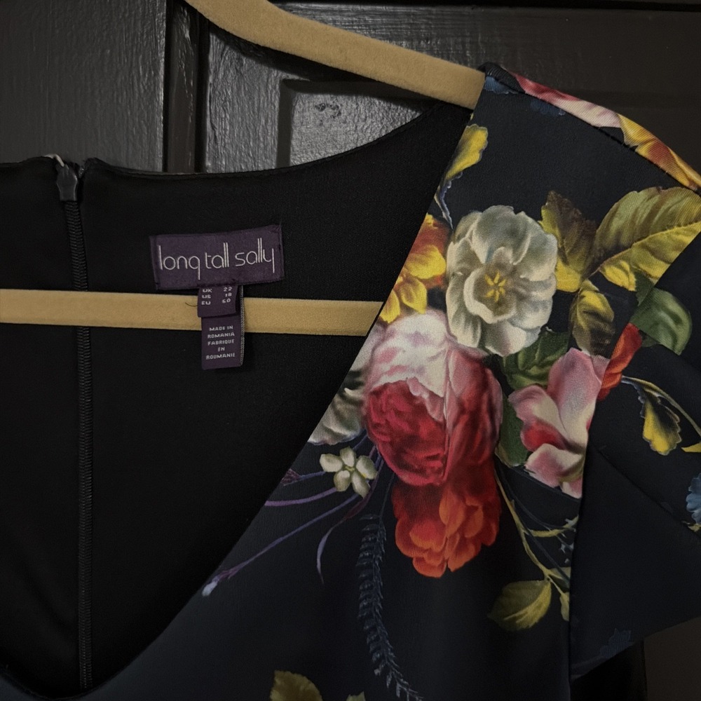 Long Tall Sally Dress Size 18 Navy Blue Rose Floral Sheath V-Neck Cap Sleeve Mid